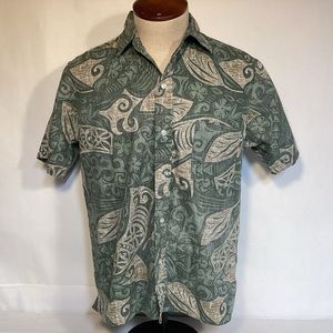 Vintage Malihini Hawaii Hawaiian Shirt with reverse print Men’s size large